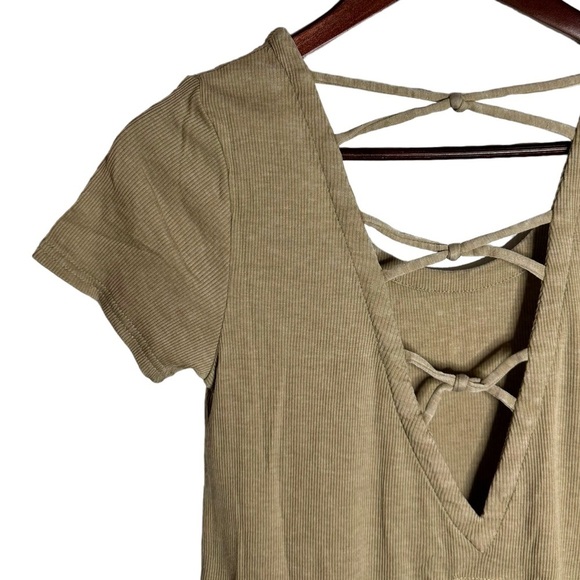 Chaser Ribbed Scoop Neck Open Back with Knotted Criss Cross Straps Tan T-shirt M - Picture 11 of 16